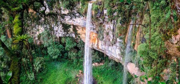ahuashiyacu-waterfalls-escapade-tour