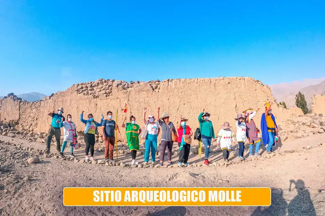 antioquia-walking-tour-iziperu