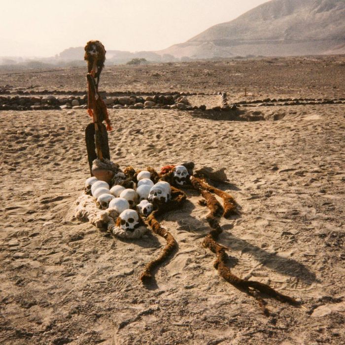 chauchilla-ancient-tombs-iziperu