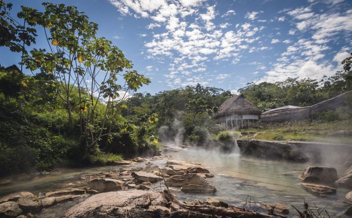 mayantayacu-expedition-rio-hirviente-pucallpa-iziperu