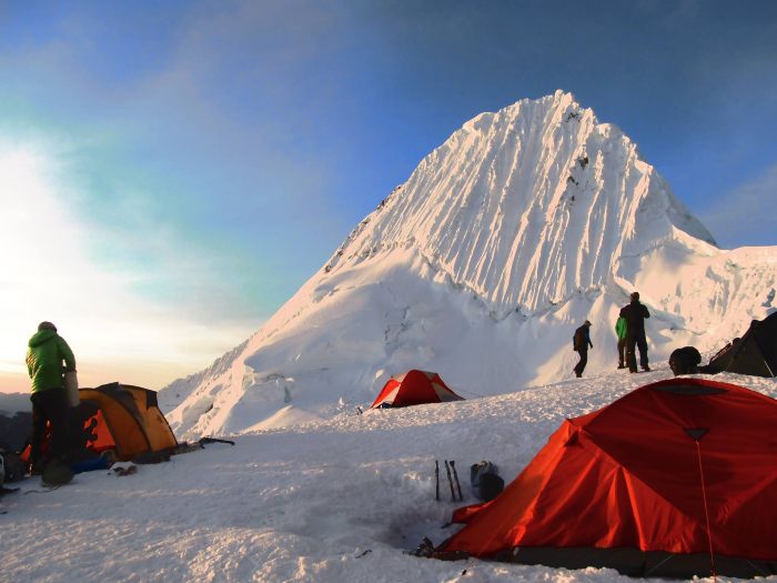 six-days-of-climbing-expidition-in-huaraz